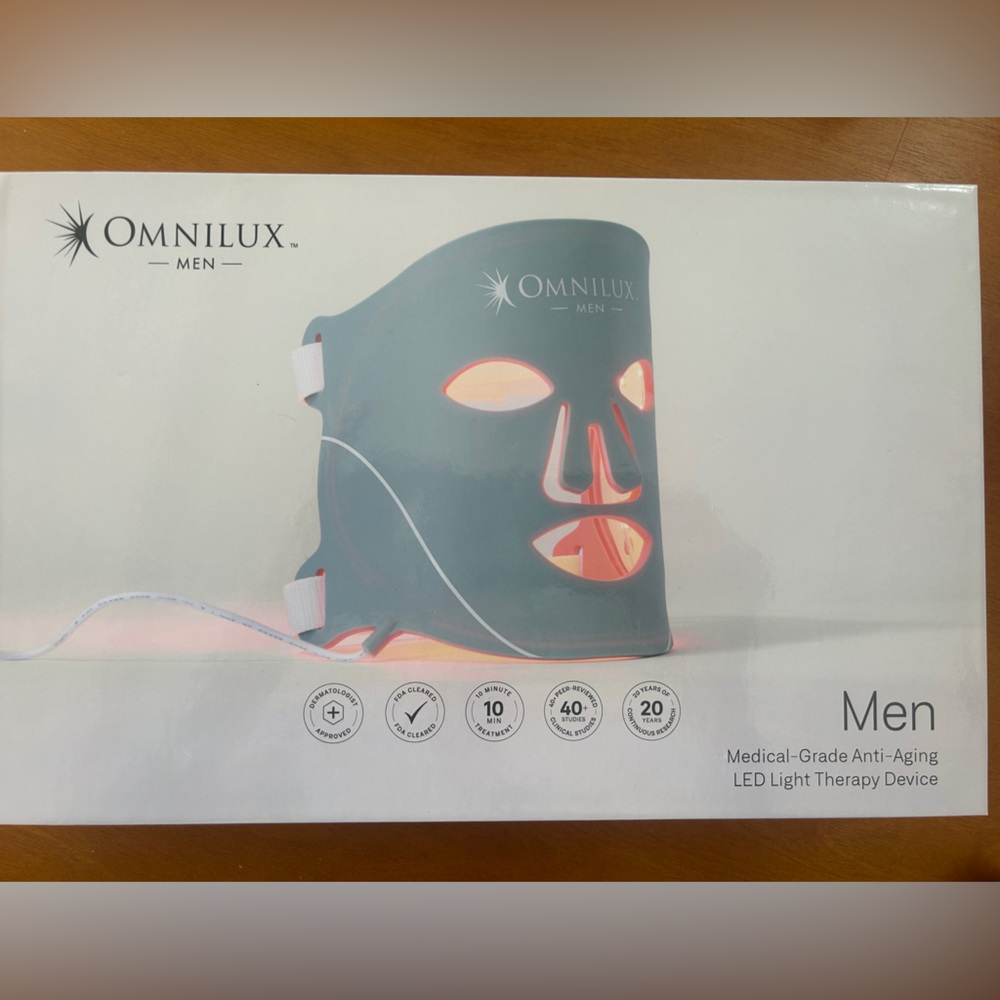 Omnilux Men’s LED mask, like new, also good for women